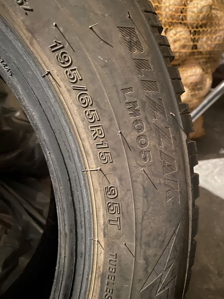 Bridgestone Blizzak LM-005 195/65/R15T