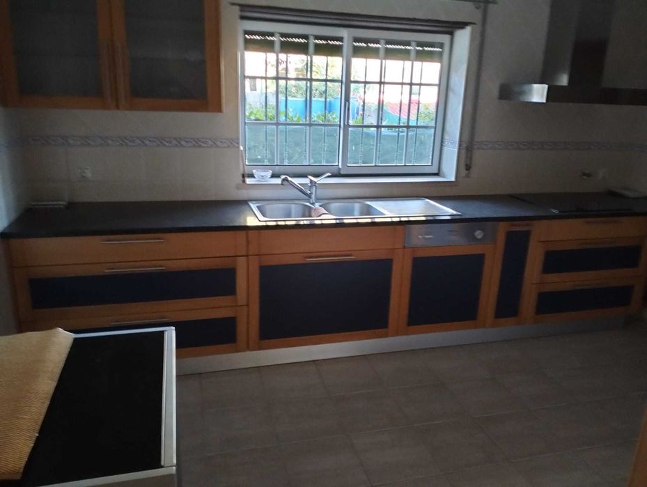 Arrenda-se apartamento a 5 minutos de Leiria
