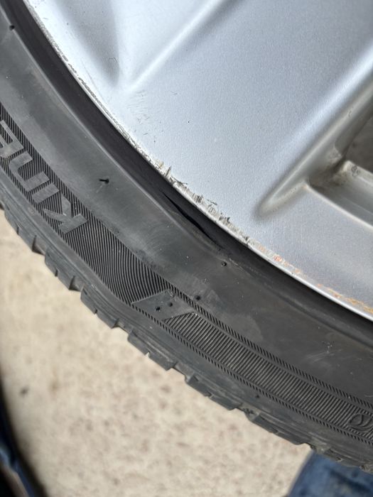 Гума Hankook kinergy 4s 225/40/18 4-seasons, всесезонні 4.8mm