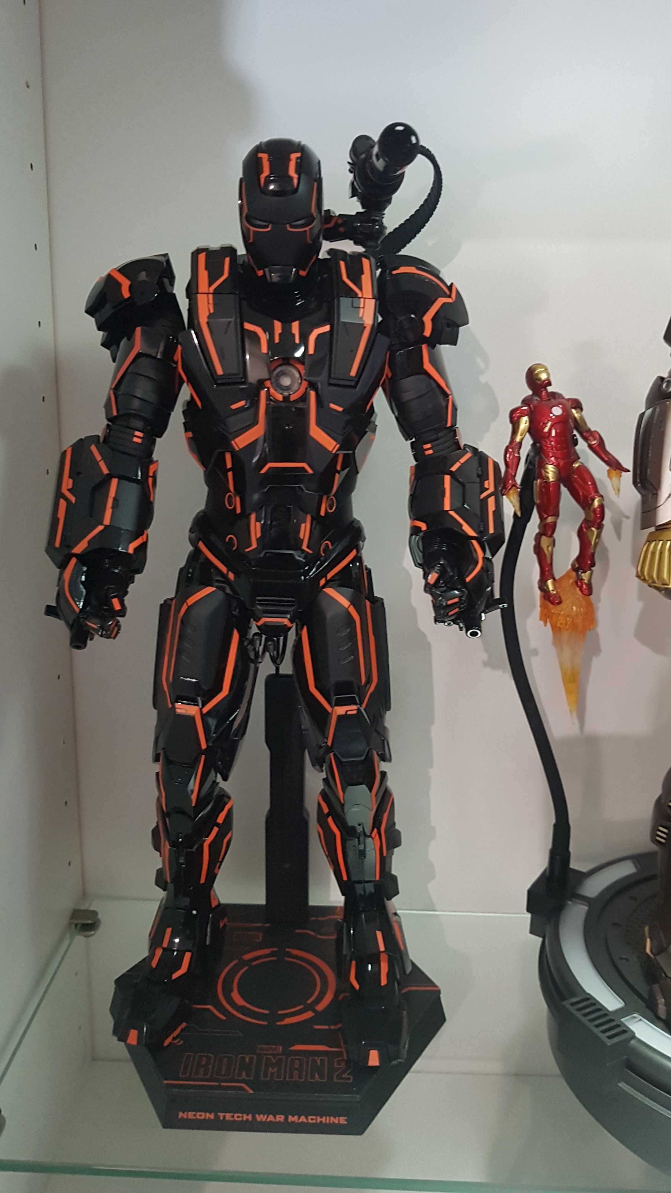 Hot Toys MMS553D35: Iron Man 2 Neon Tech War Machine