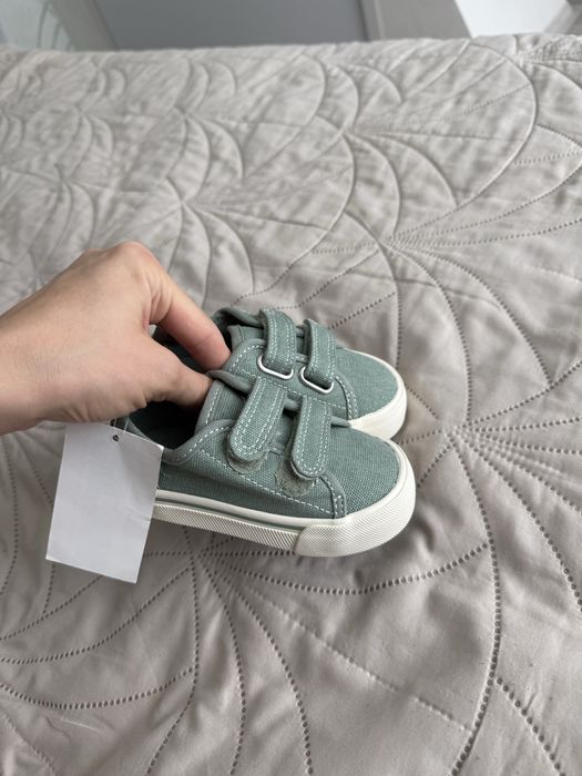 Кеди на осінь h&m 22 розмір