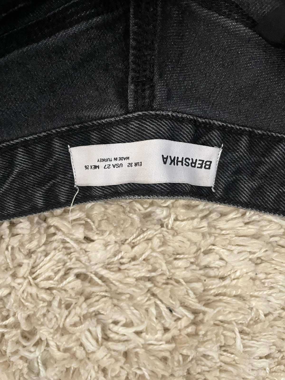 Джинсові шорти Bershka