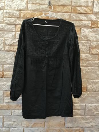 Tunika czarna sukienka z haftem Soyaconcept