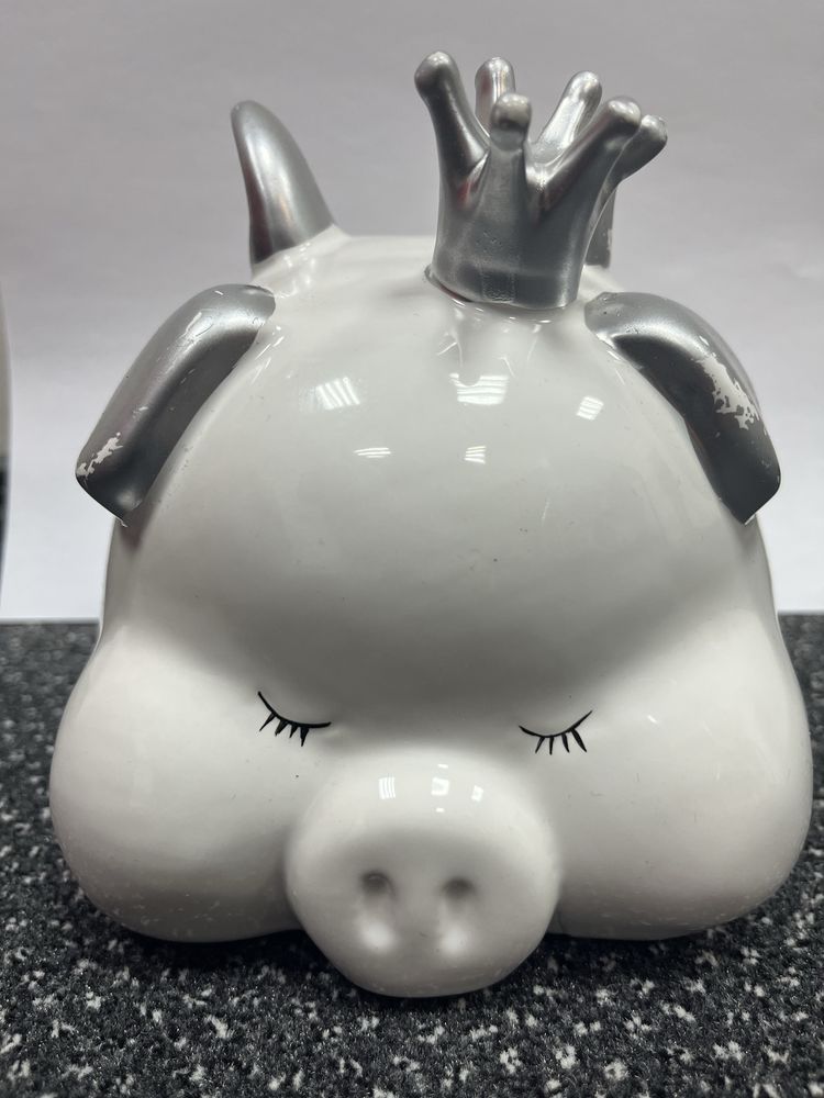 Ceramiczna Świnka skarbonka w koronie,  XL