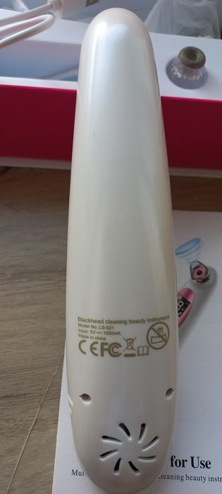 Продам ПРИБОР ДЛЯ ВАКУУМНОЙ ОЧИСТКИ ПОР и подтяжки кожи лица и