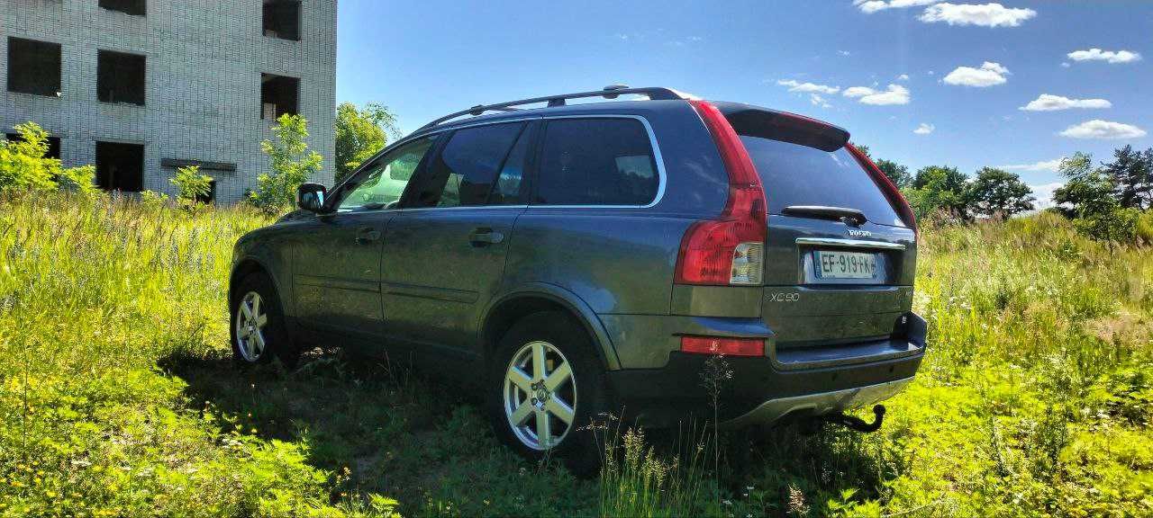 Volvo XC90, 2.4 TDI, повний привід, 7 місць, для військових
