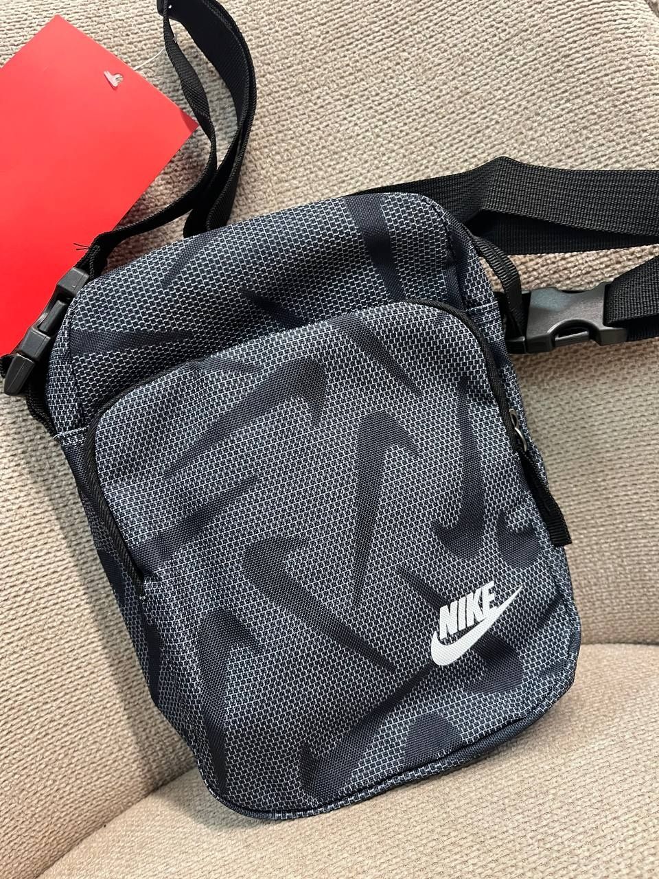 Берсетка Nike / сумка Nike в різних кольорах