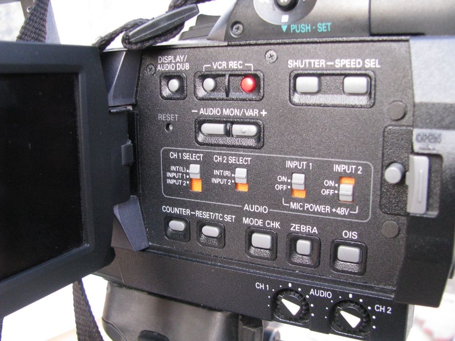 PANASONIC AG-DVX100BE видеокамера