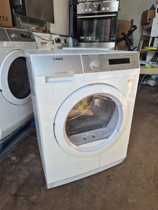 Продам сушильну машину в гарному і охайному стані