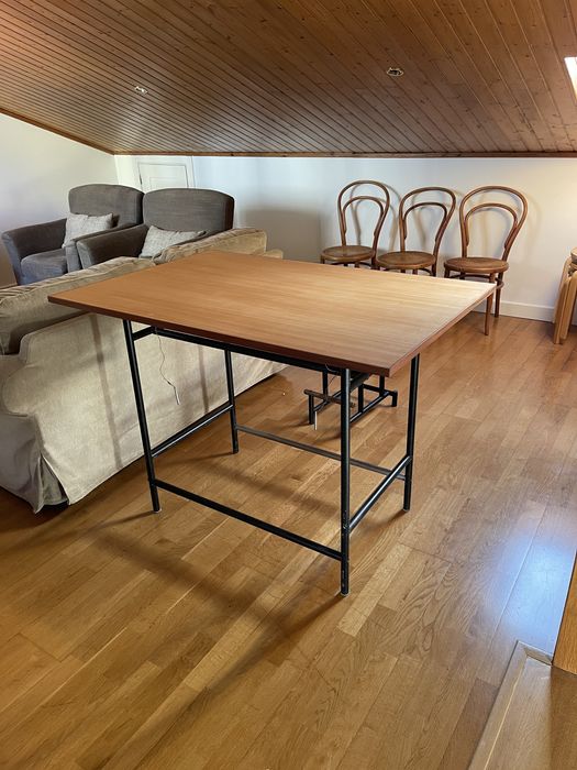 Estirador e banco Alvaro Siza Vieira