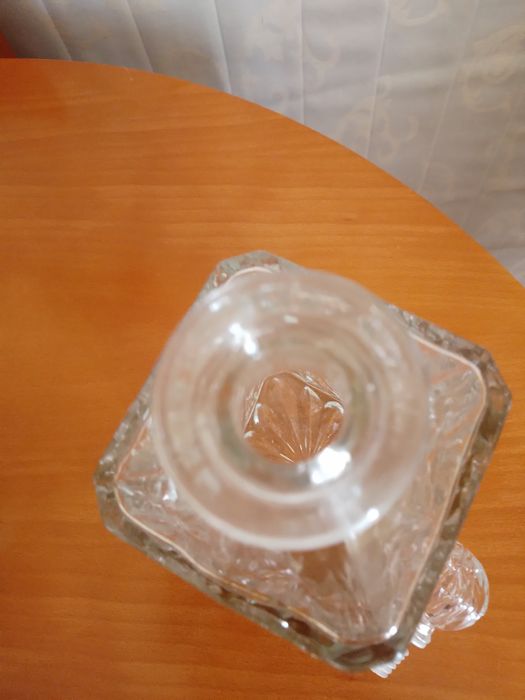 Karafka szklana transparentną