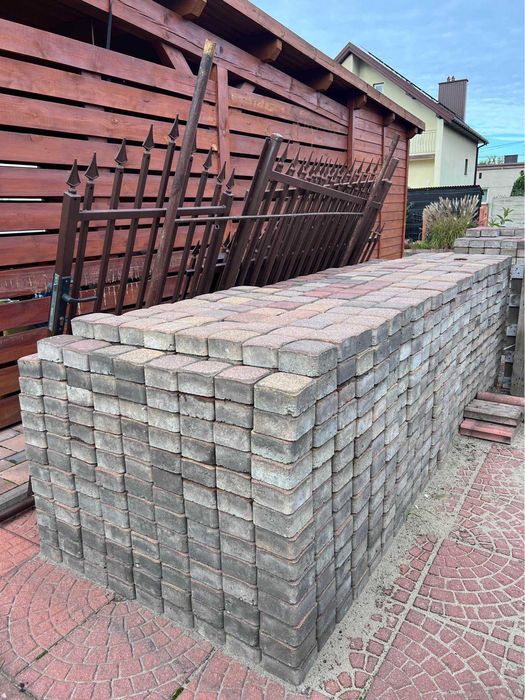 Kostka brukowa 130 m2