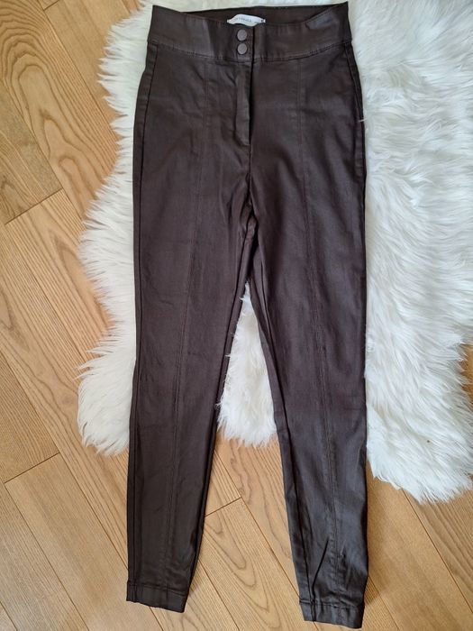 Spodnie z ekoskóry, brąz, czekolada, Stradivarius, rozm 36