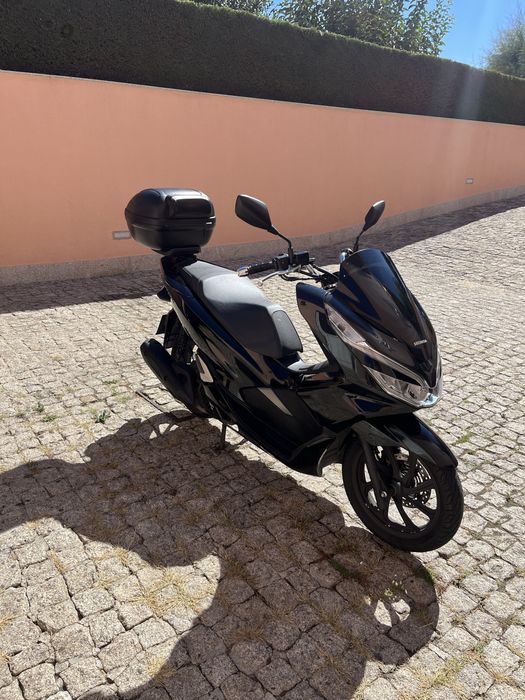 Honda PCX 125– Excelente estado + Mala incluída