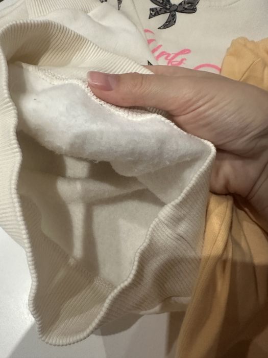 Пакет речей на дівчинку