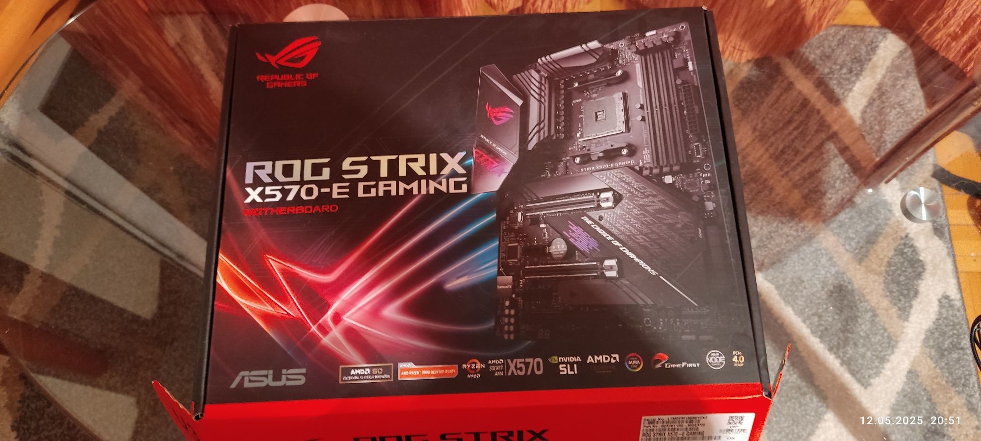 Ryzen 9 5900x ASUS ROG STRIX X570E ddr4 2x16