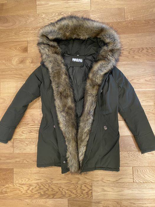 Kurtka zimowa z futerkiem rozmiar L