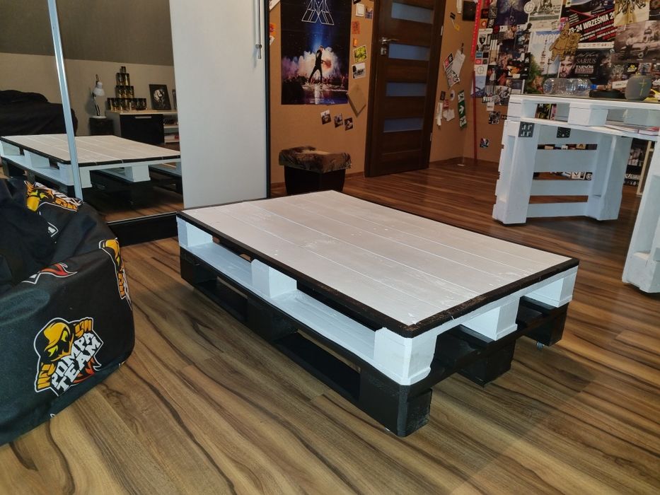 Stolik z palet Euro