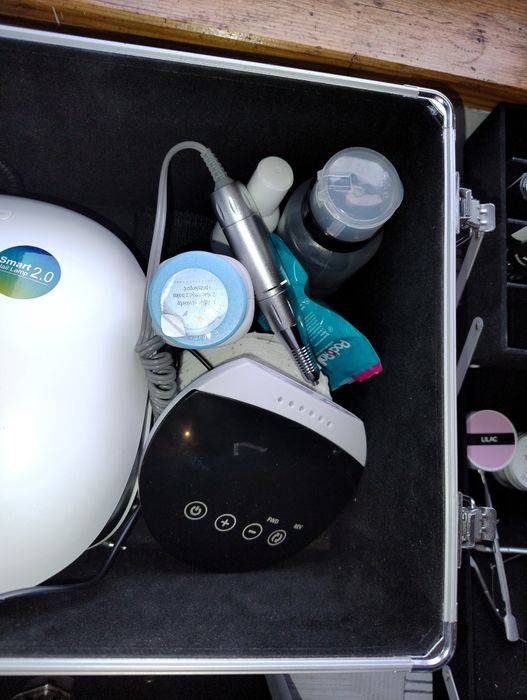 Zestaw do paznokci hybrydowych i żelowych