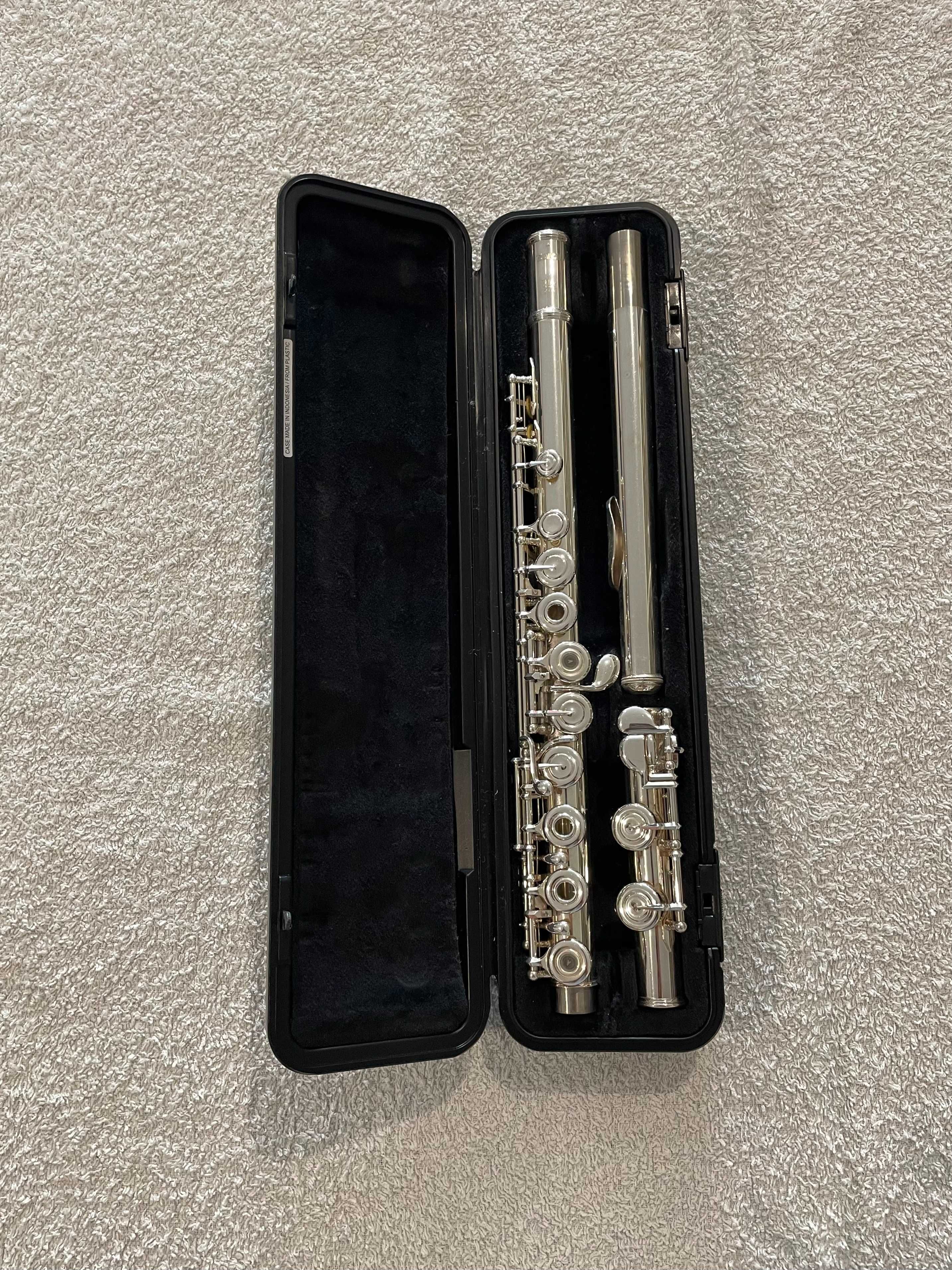 Flauta transversal Yamaha YFL-272