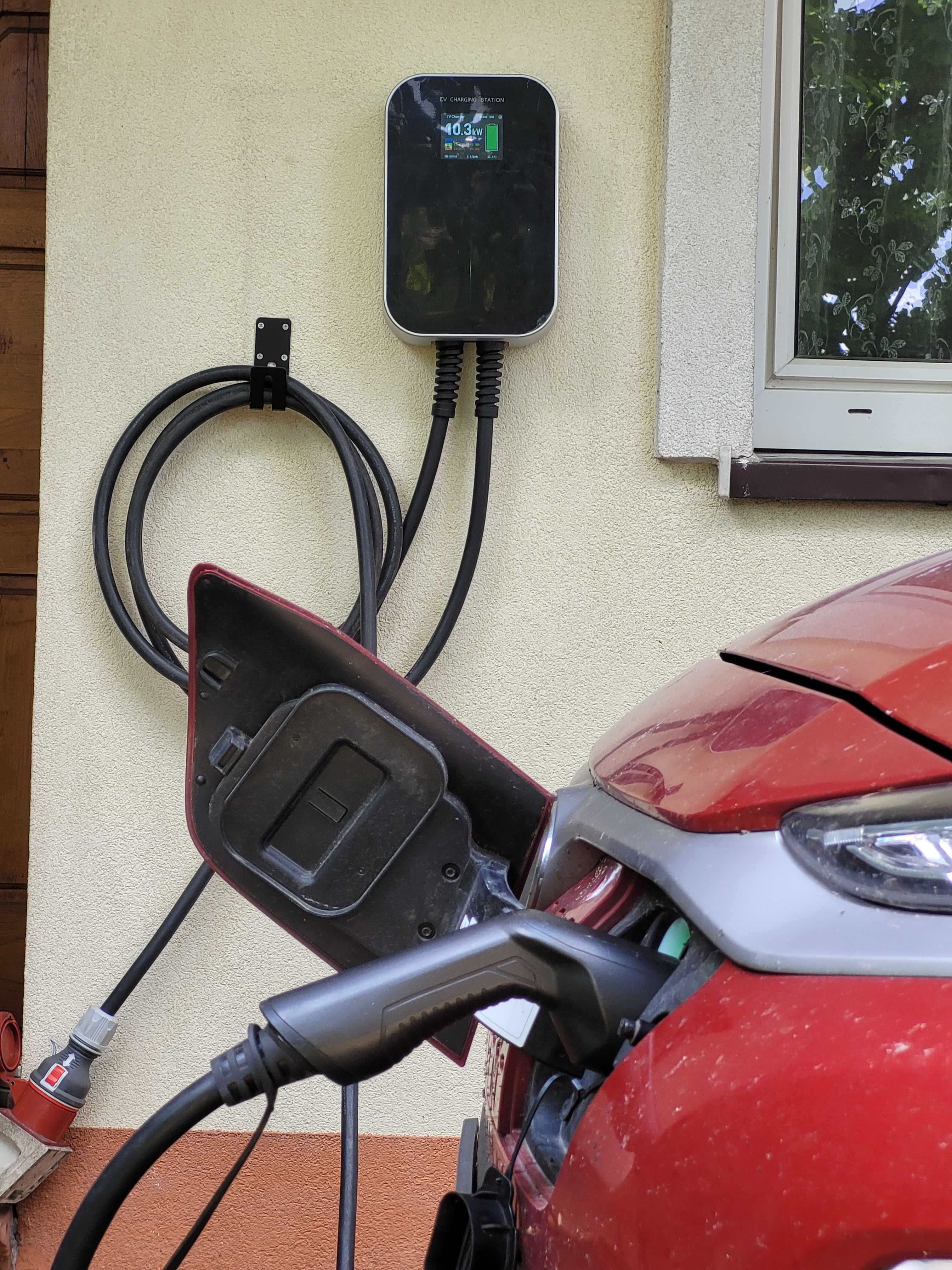 Ładowarka do samochodów elektrycznych Wallbox BESEN green 22kW WIFI