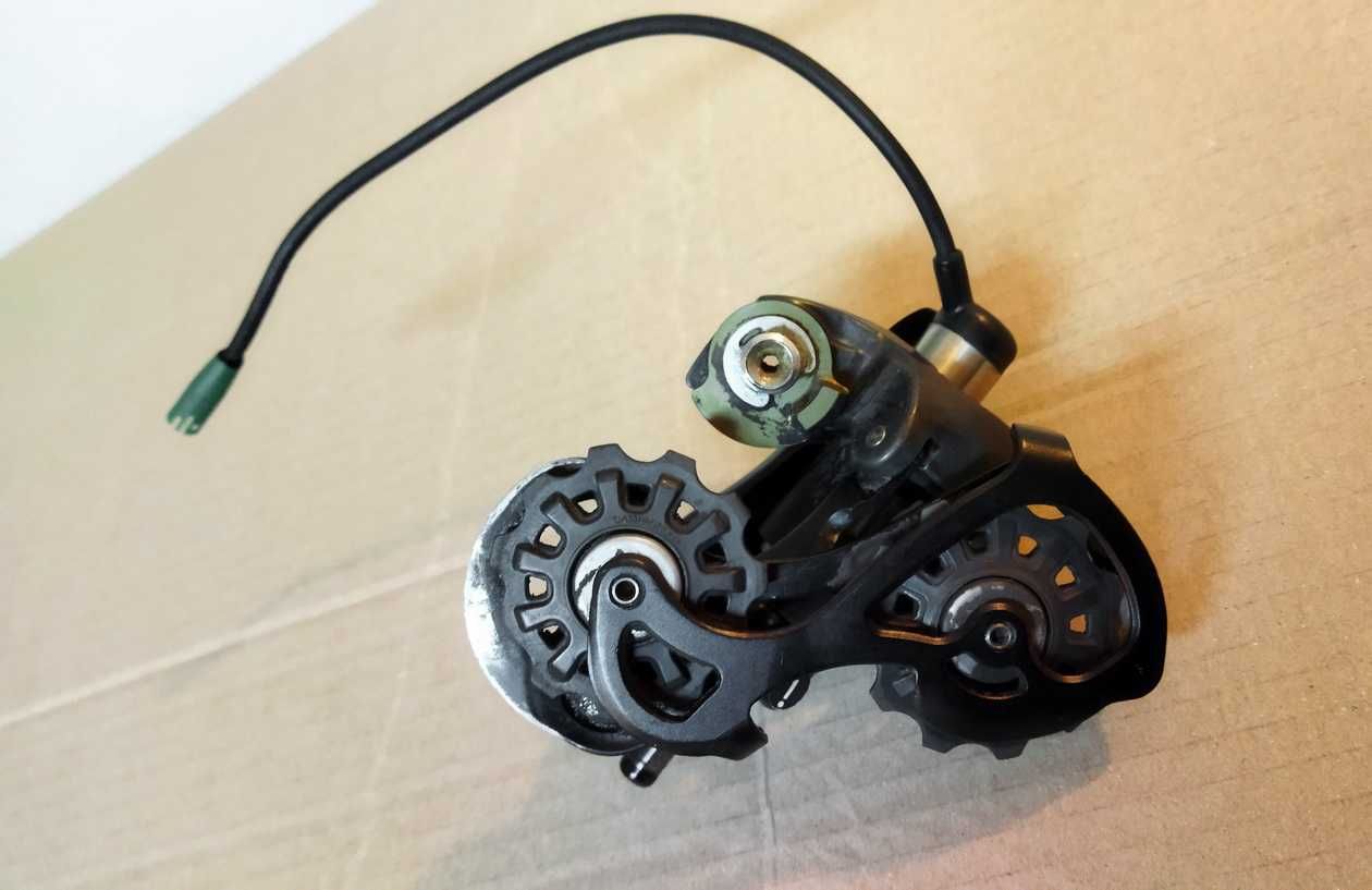 Задній перемикач електронний Campagnolo Athena 11 EPS