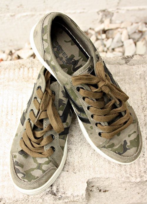 Sportowe buty Creeks moro styl militarny