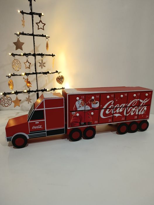Адвент календар велика фура Coca Cola, дерево