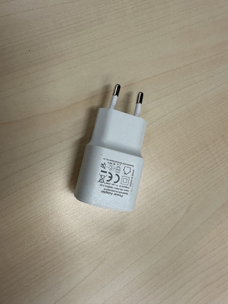 Zasilać na USB 5.0V aT 1.0A 5.0W