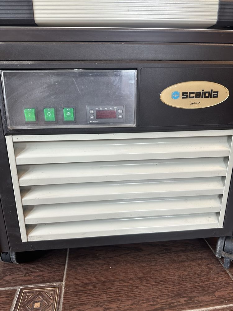Кондитерська шафа SCAIOLA ERG 400 торг