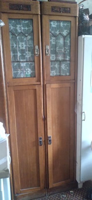 Старинный шкаф 19 век