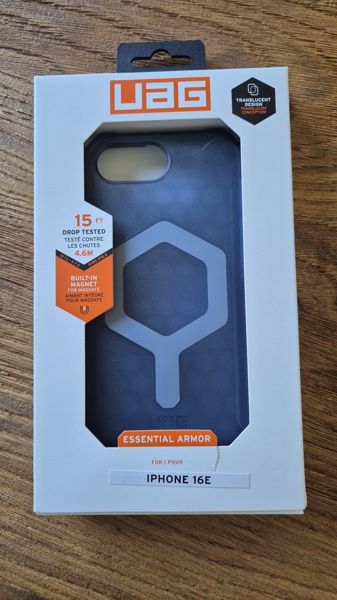 iPhone 16e case/plecki UAG.