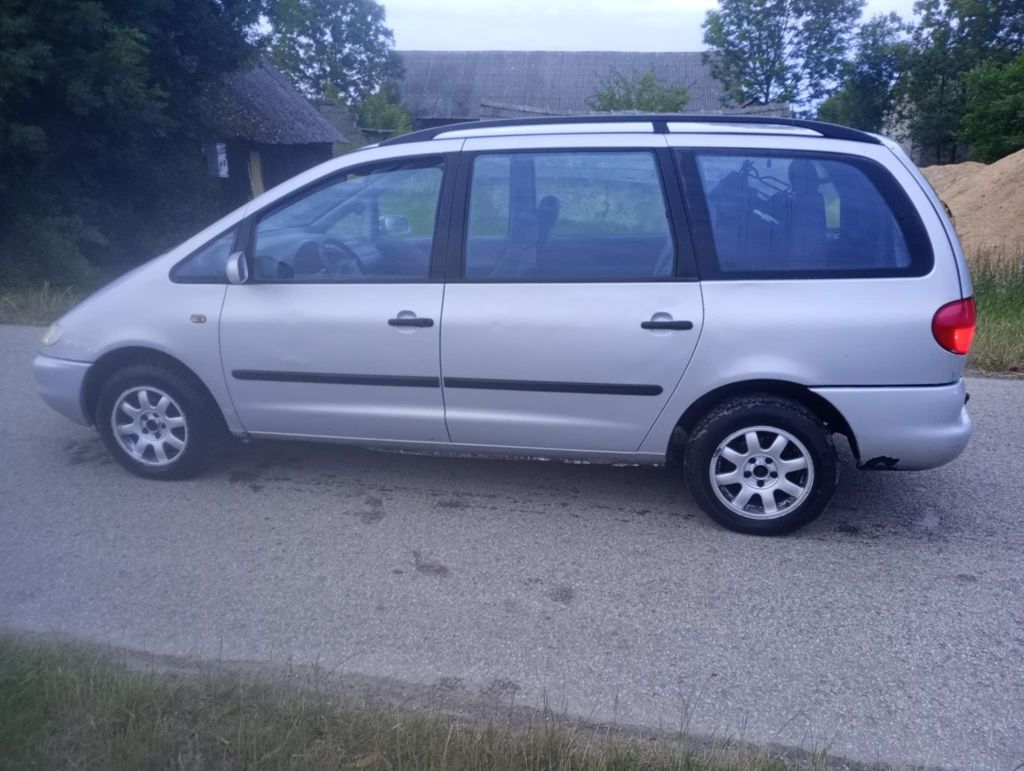 SEAT Alhambra 1.9 TDI 90kW | 7-osobowy | 2000 r. |