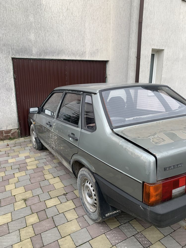 Продається автомобіль Lada 21099