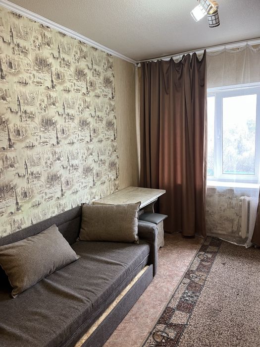 Сдам гостинку с удобствами по адресу Владислава Зубенко 31,5/5