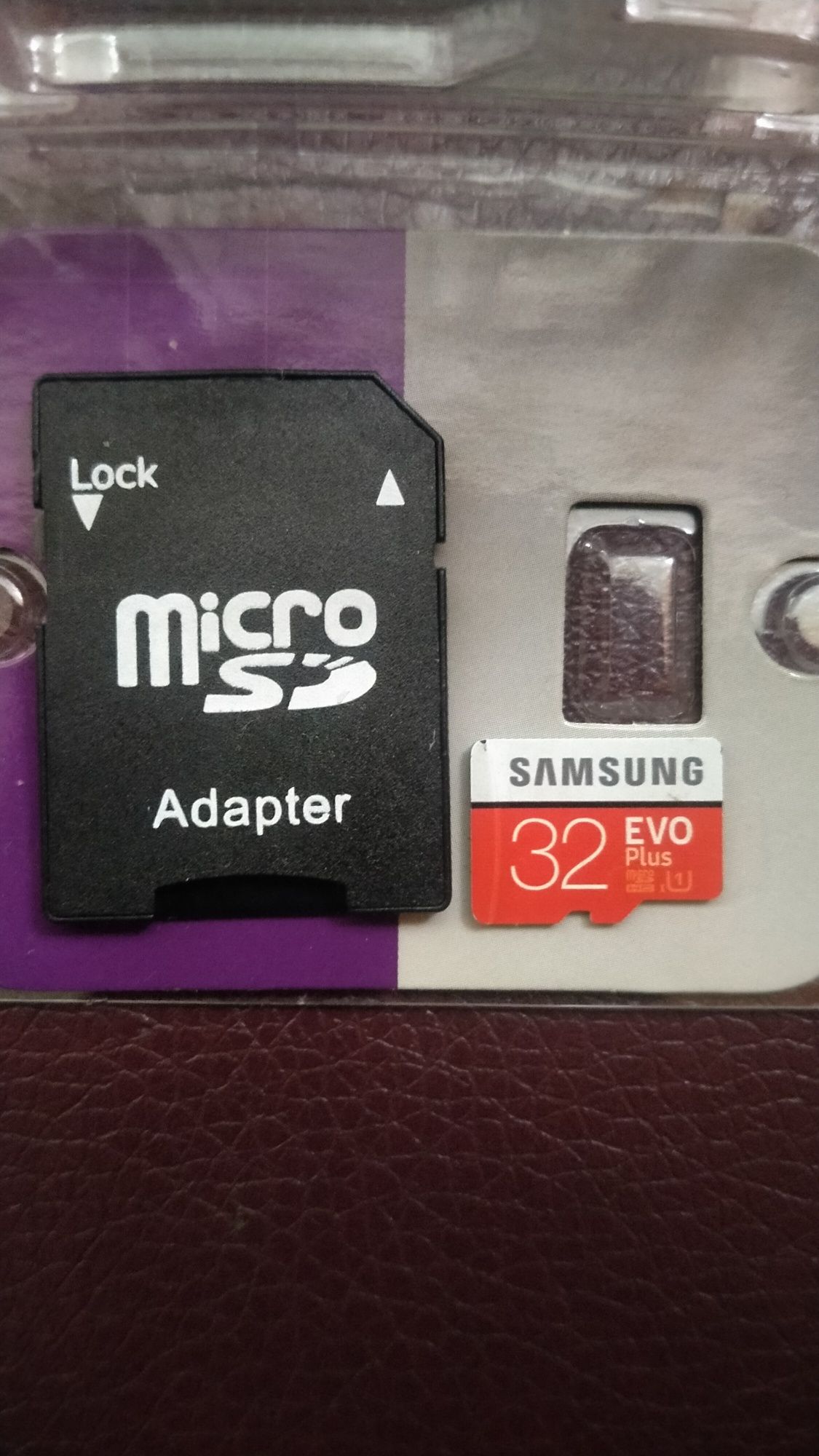 Продам  оригинальную Samsung microSDHC EVO Plus 32gb.