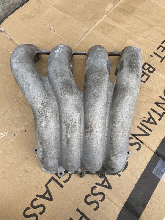 Колектор впускной Audi a4 b5