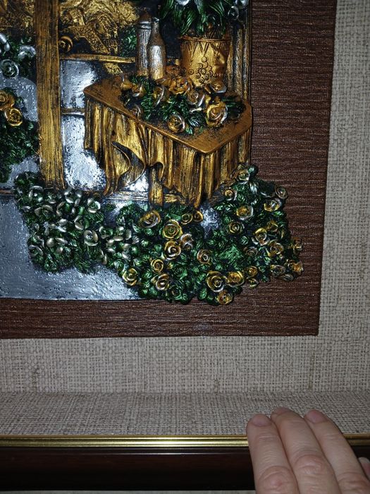 Продаю  красивую, обьемную картину