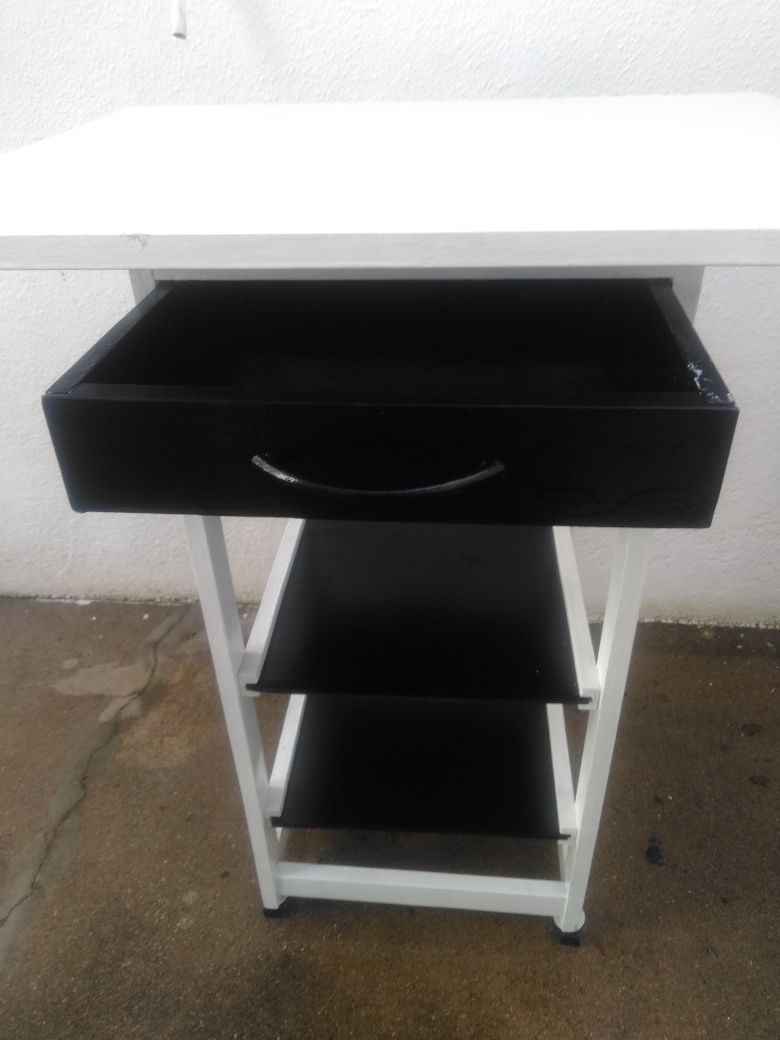 Mesa Multifuncional,1 Gaveta e 3 Prateleiras, NOVA