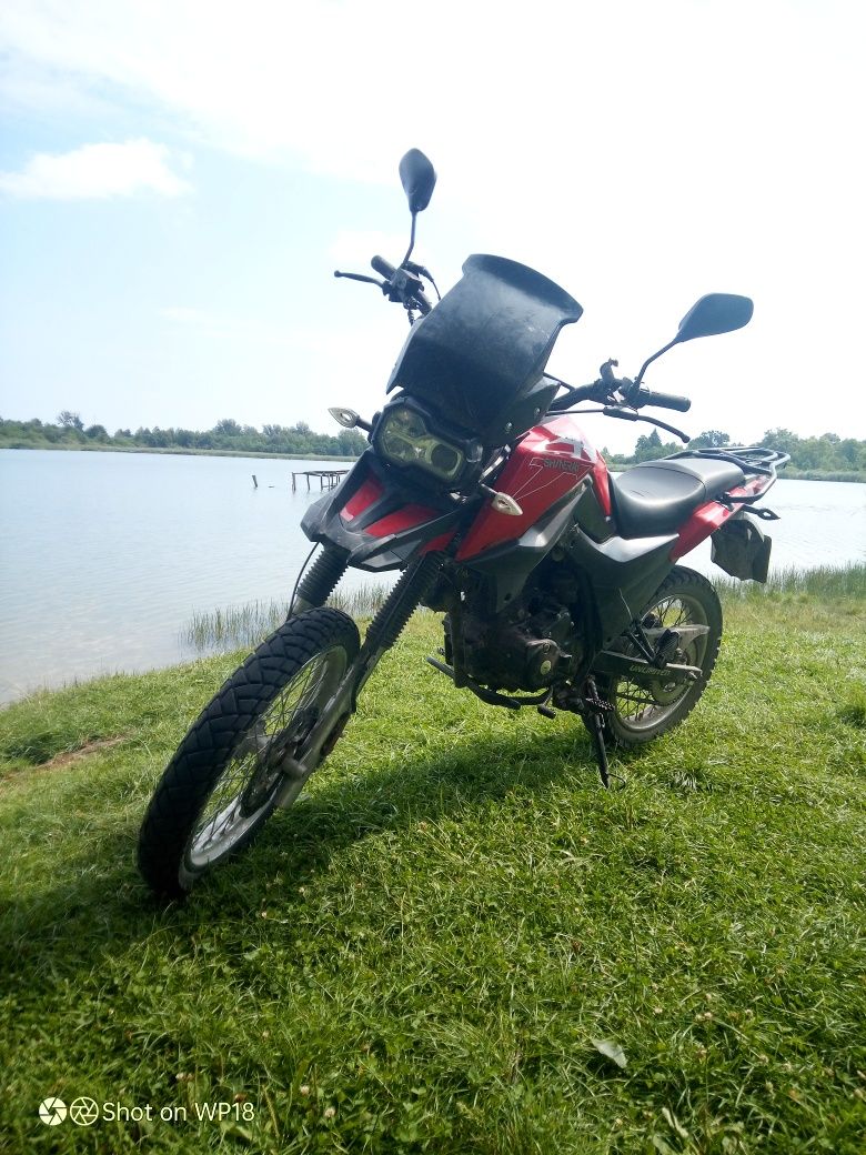 Продам мотоцикл шинрей 200