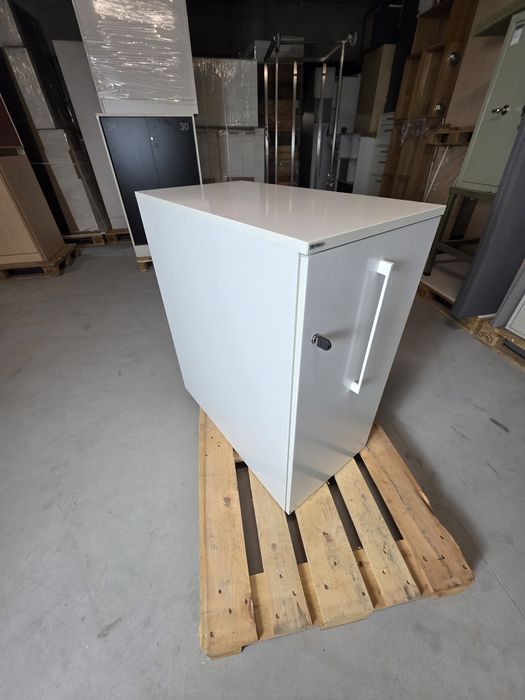 Szafki cargo biurowe na kółkach z wysuwanym blatem