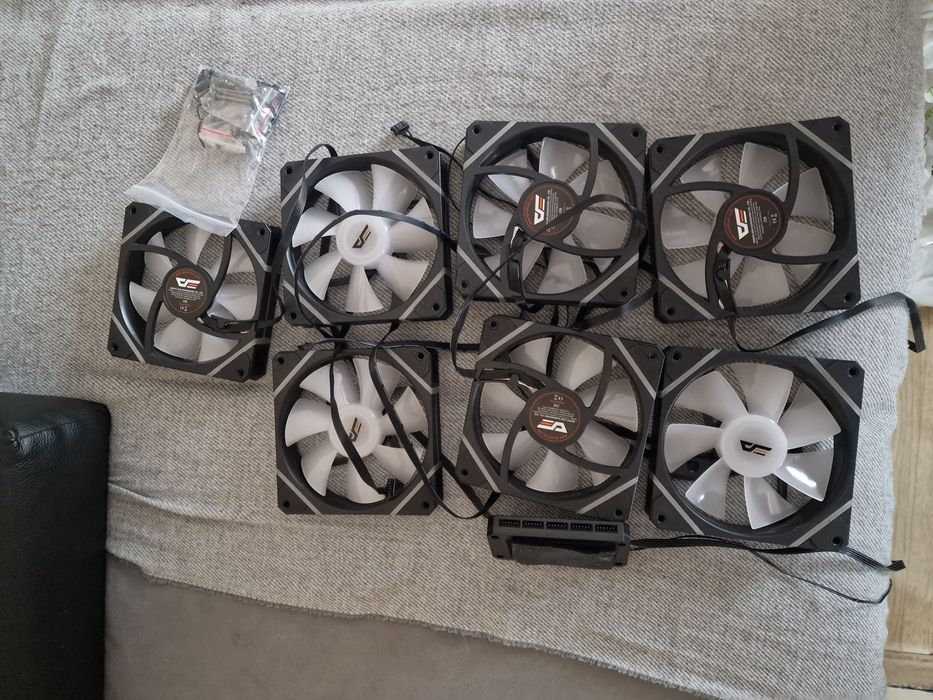 Sprzedam fabryczne wentylatory od obudowy DarkFlash ds900 ( 7szt )