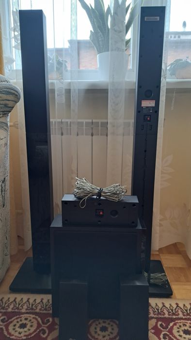 Zestaw głośnikowy LG