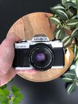 Minolta X-370 з обєктивом Minolta Rokkor-X 45mm f/2
