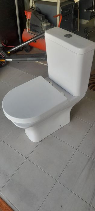 Sanita completa em bom estado