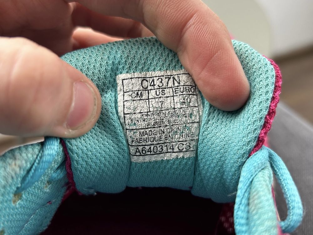 Оригінал! Кросівки Asics Gel Pulse 40 розмір 02402