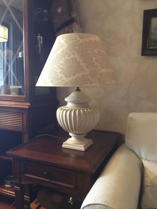 Stylowa lampa hiszpańska do salonu