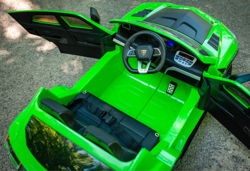 LAMBORGHINI URUS na akumulator dla dzieci 4x4 skóra miękkie koła LEDy