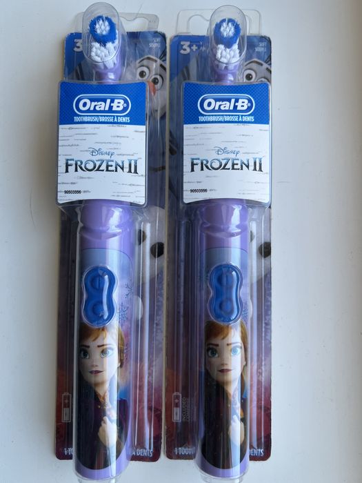 Детская электическая зубная щетка Oral-B Kids Щетка на батарейках