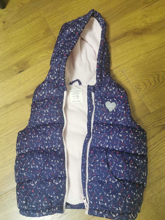 Жилетека Zara для дівчинки 98р